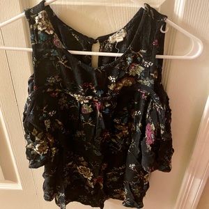 Off-the-shoulder Floral Top